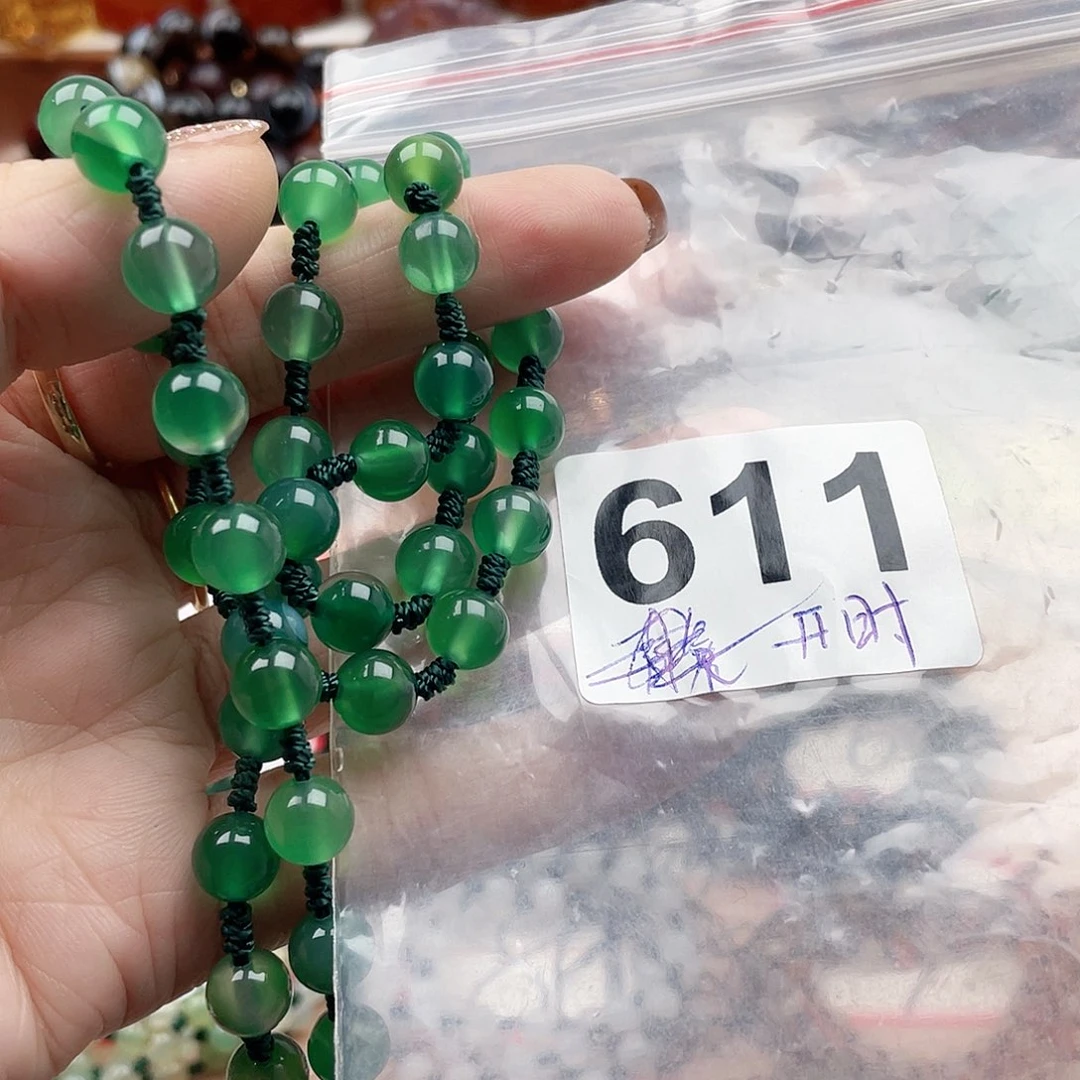 合金颈饰玛瑙/玉髓臻**源