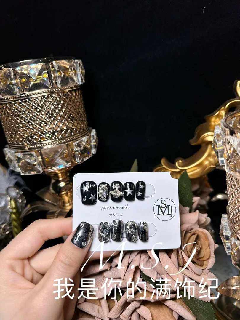 满饰纪|「国外订单22」轻奢钻饰网红穿戴甲手工美甲纯欲甲片指