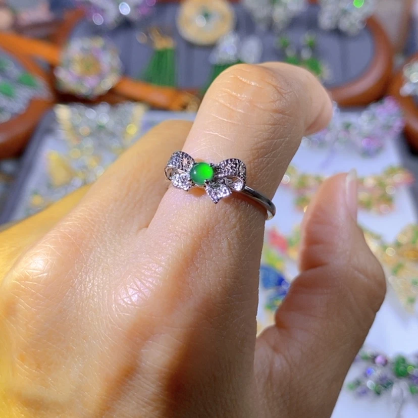 【闪购商品】银S925镶嵌把件翡翠