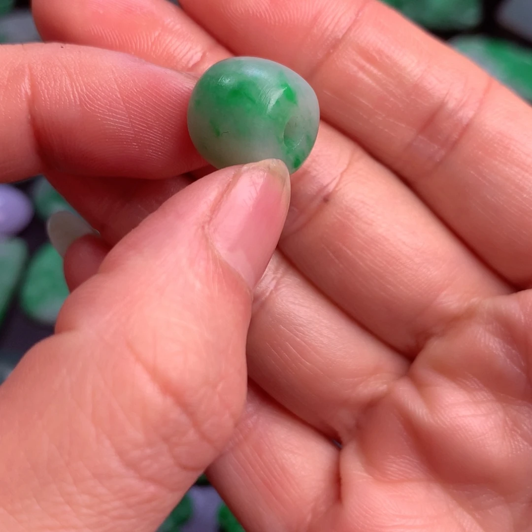 未镶嵌定制翡翠翡翠