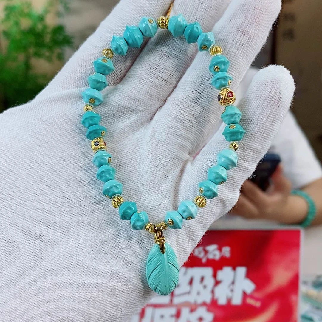 18K金镶嵌绿松石珠宝奇石