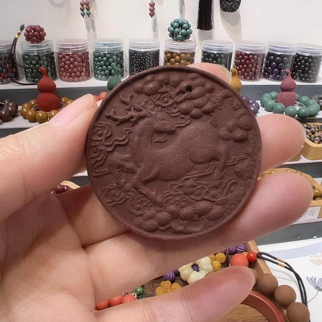 泥塑紫极问道鹿牌丑的