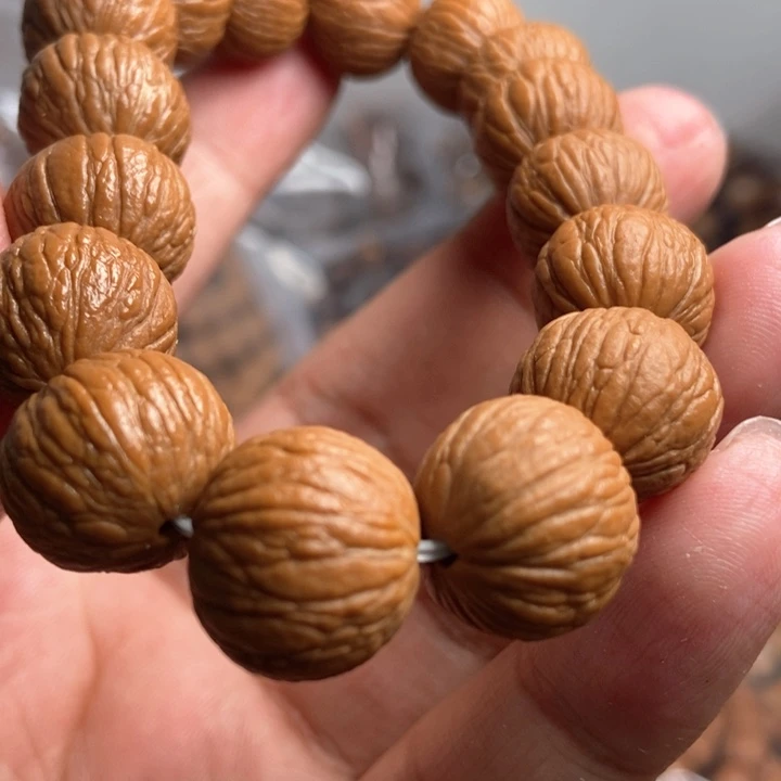 猴头核桃吊坠今天