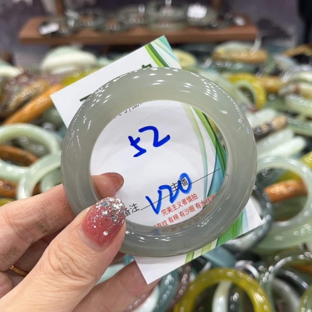 未镶嵌蛇纹石玉手镯手镯