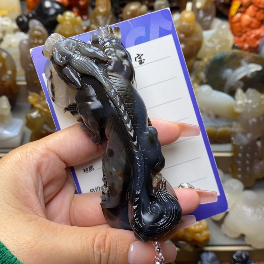 玛瑙/玉髓把件未镶嵌浪***头