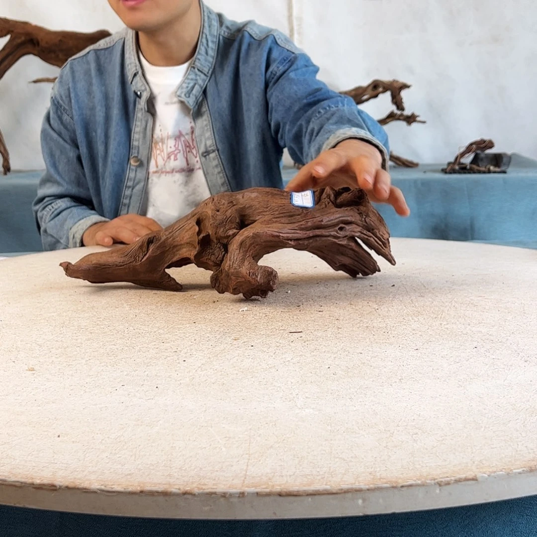 新年快乐沉木造景