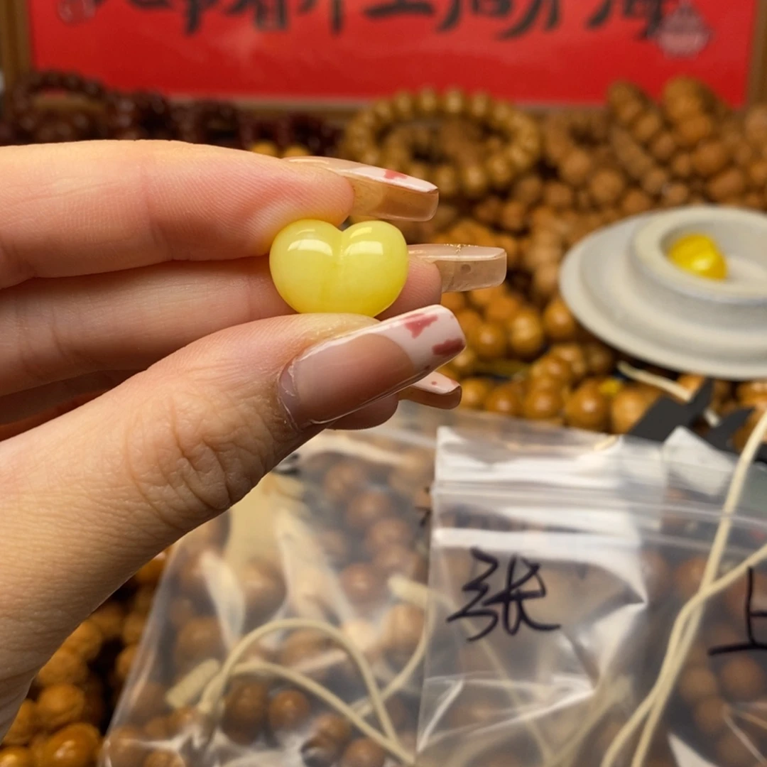 小***龙猴头全品小爱心配饰