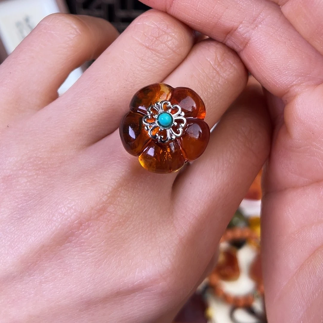 琥珀珠宝奇石未镶嵌，