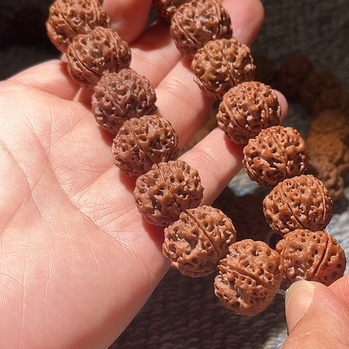 刀****金刚菩提吊坠古龙梅花 闪购8