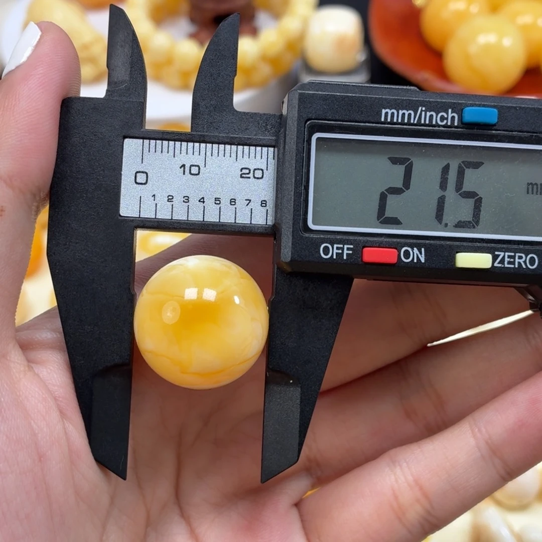 琥珀未镶嵌珠宝奇石焦皮奶橘溶洞圆珠21.5mm
