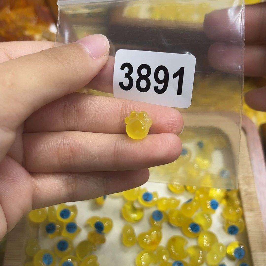 琥珀未镶嵌珠宝奇石