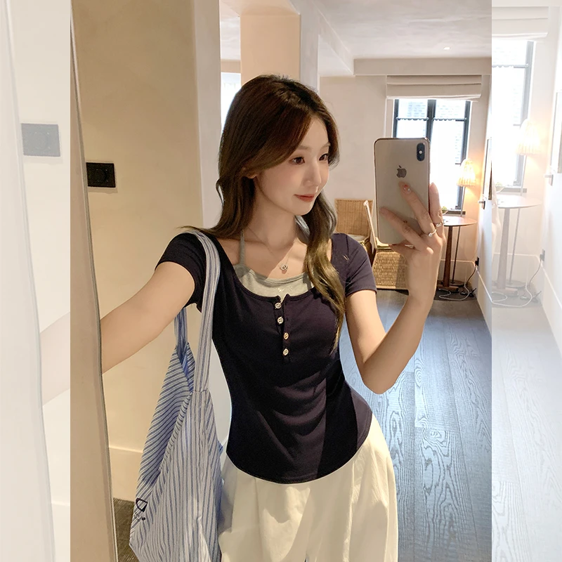 假两件独特挂脖短袖T恤女夏新款小众设计感正肩修身显瘦上衣