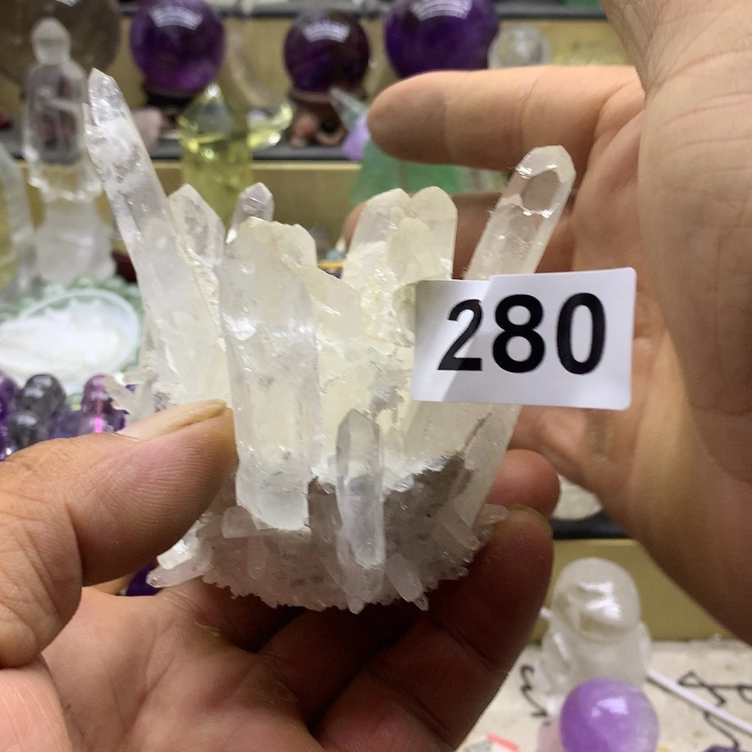 3***人未镶嵌珠宝半成品水晶280