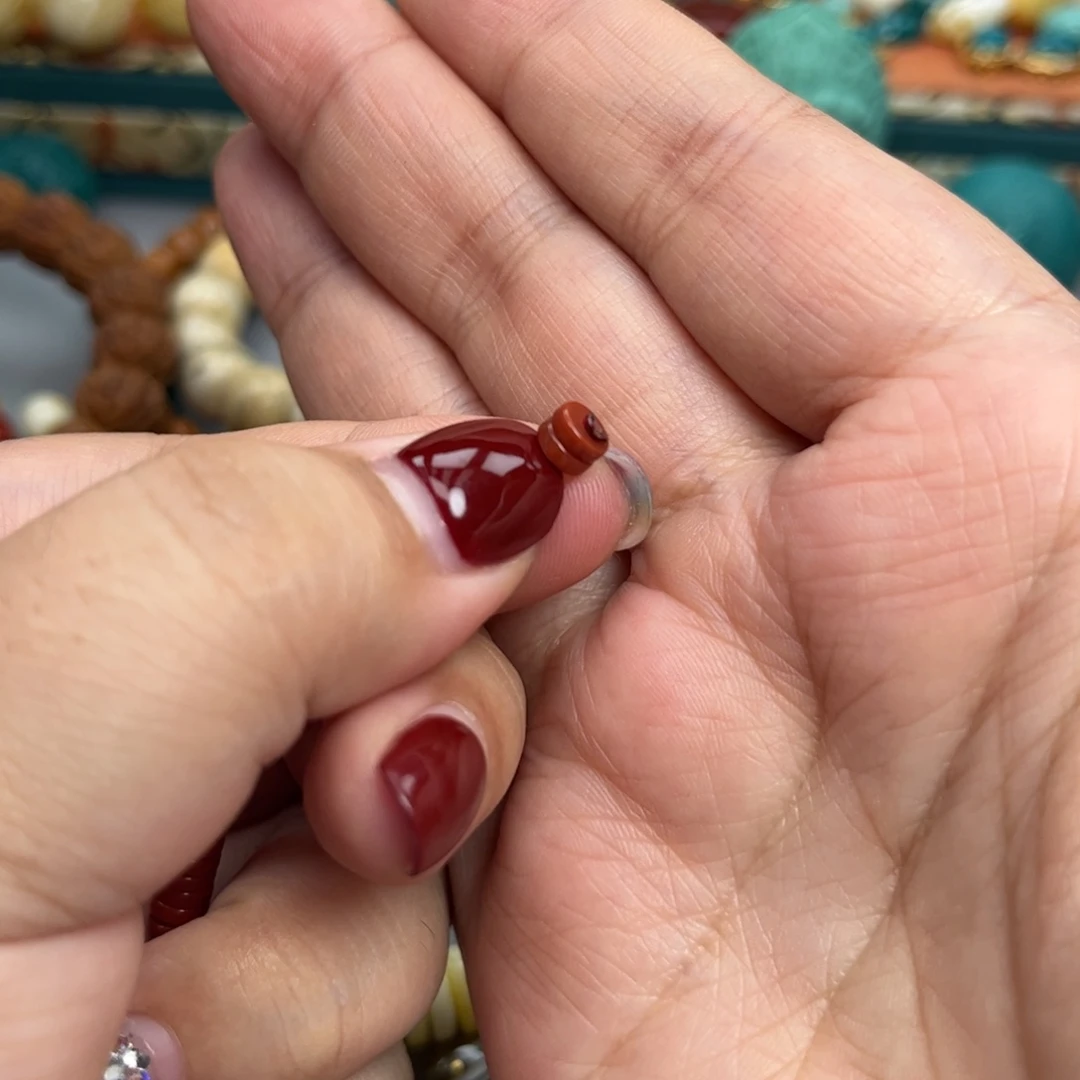 南红玛瑙未镶嵌珠宝奇石52