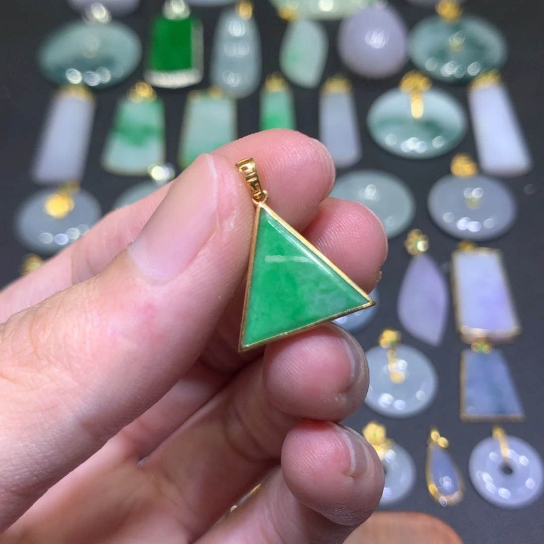 翡翠18K金镶嵌吊坠(不含链)