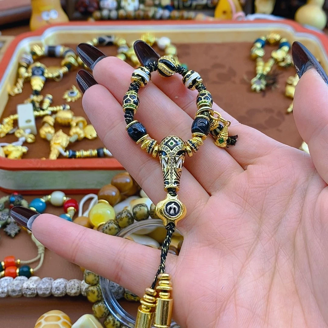 铜铁合金类黑金小版