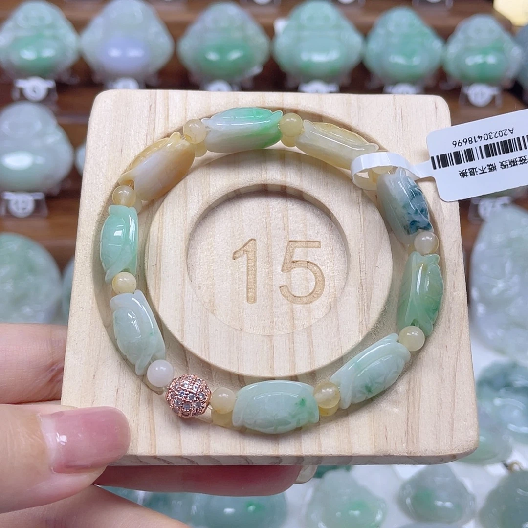 翡翠未镶嵌颈饰龟背手串