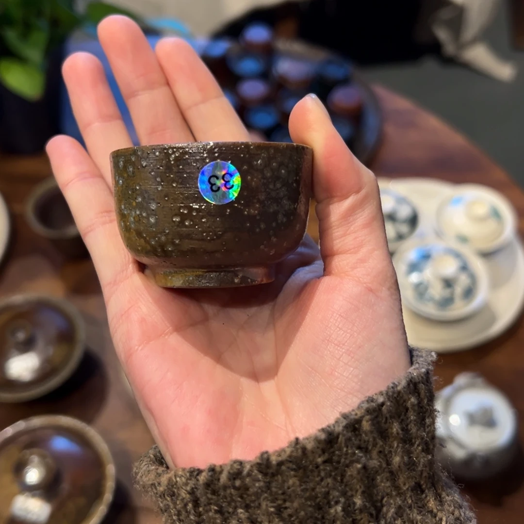 陶瓷。    陶瓷。