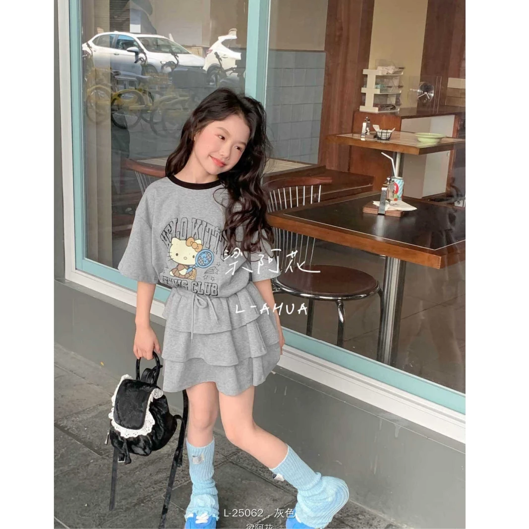 韩版女童装儿童中大童夏季时髦休闲卡通短袖上衣蛋糕裙裤套装
