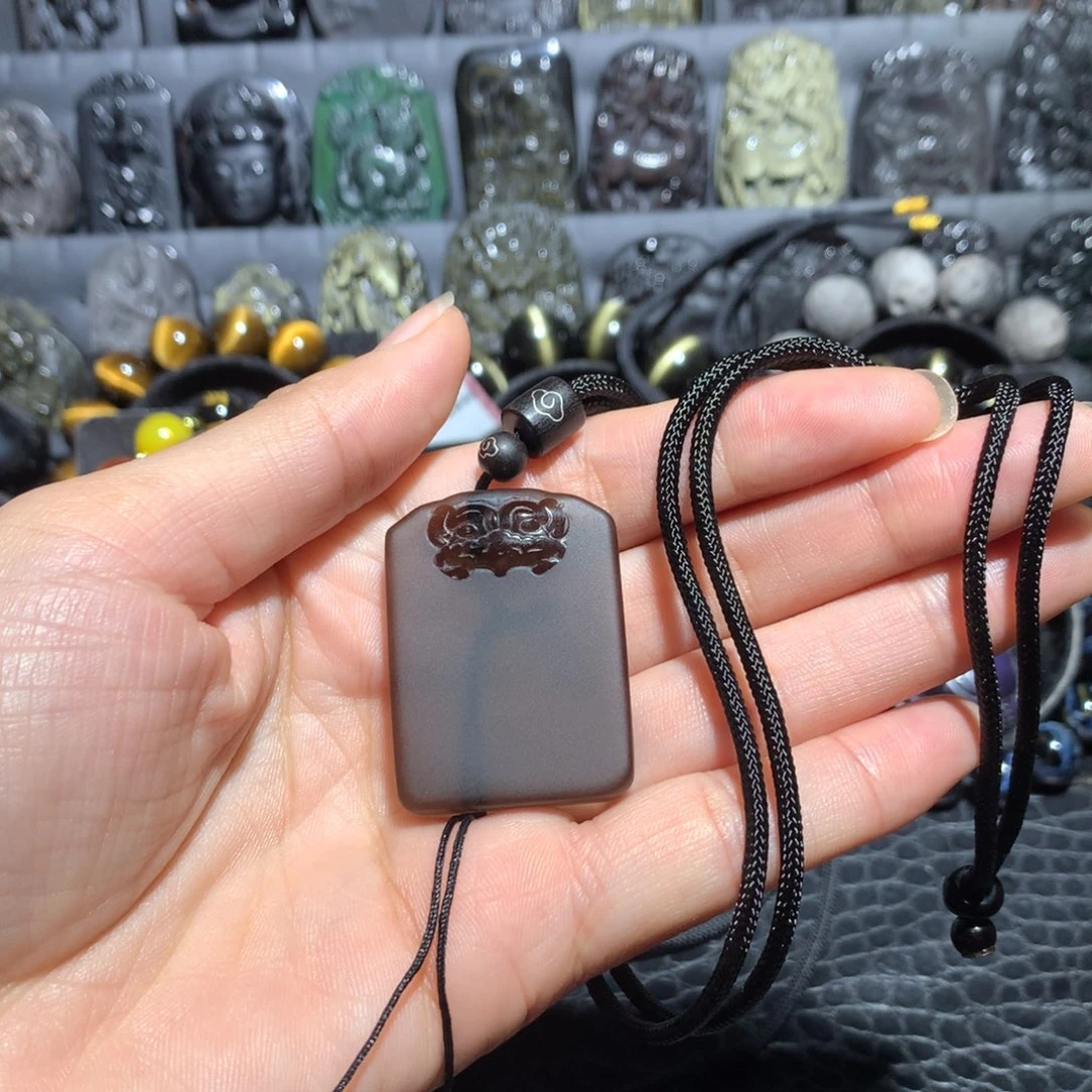 黑曜岩未镶嵌颈饰