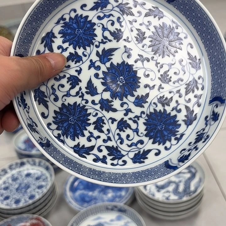 瓷片青花缠枝莲大胡乘景德镇