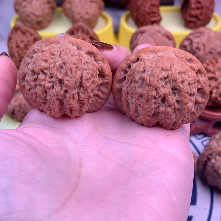 吊坠文玩核桃血麒麟43尺