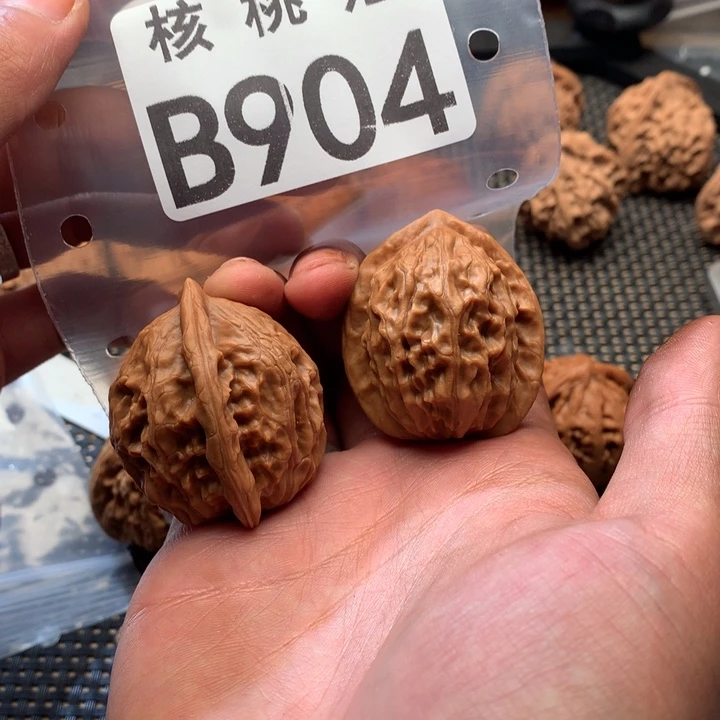 吊坠文玩核桃大红袍