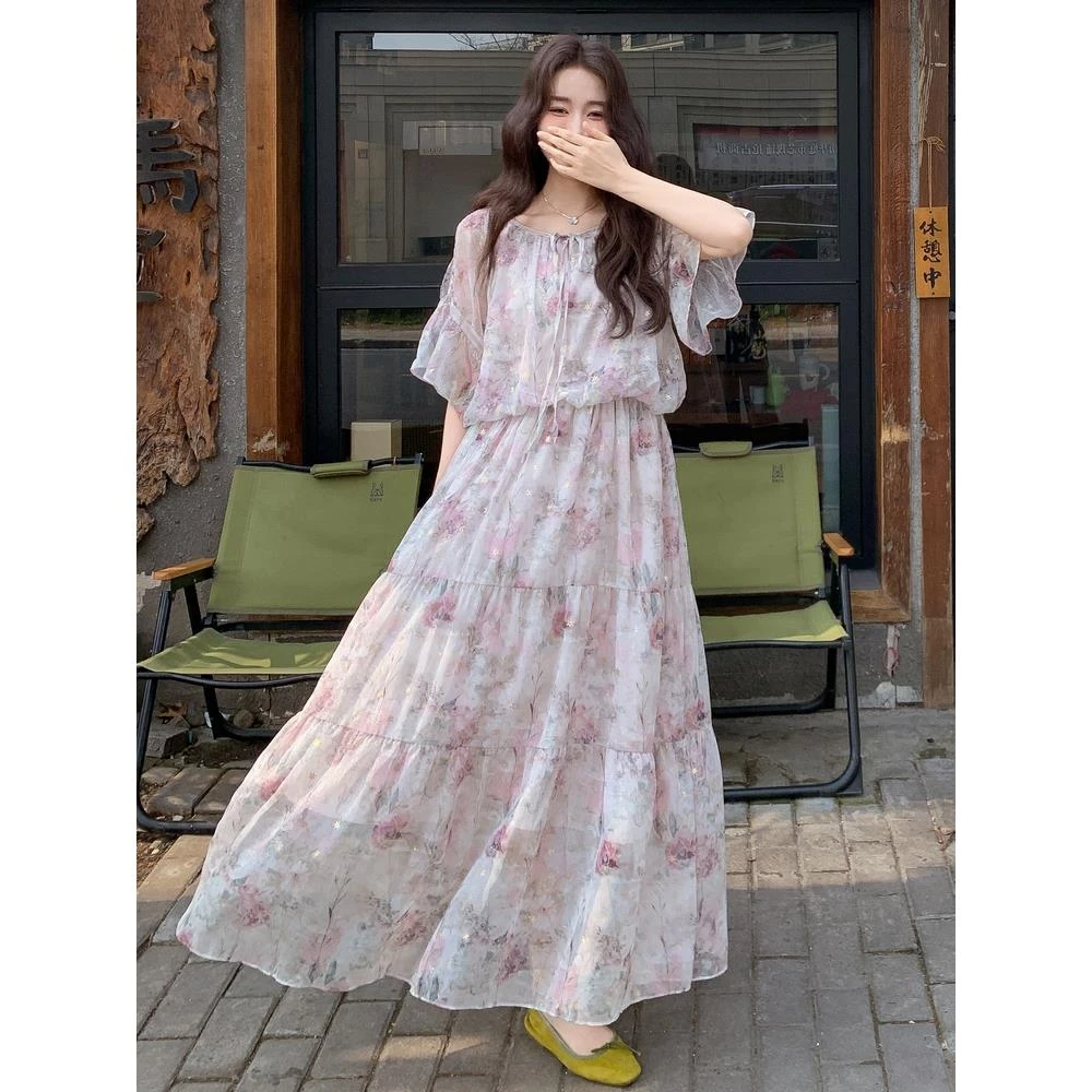 法式复古碎花连衣裙女2025夏季新款设计感小众气质收腰显瘦长裙子