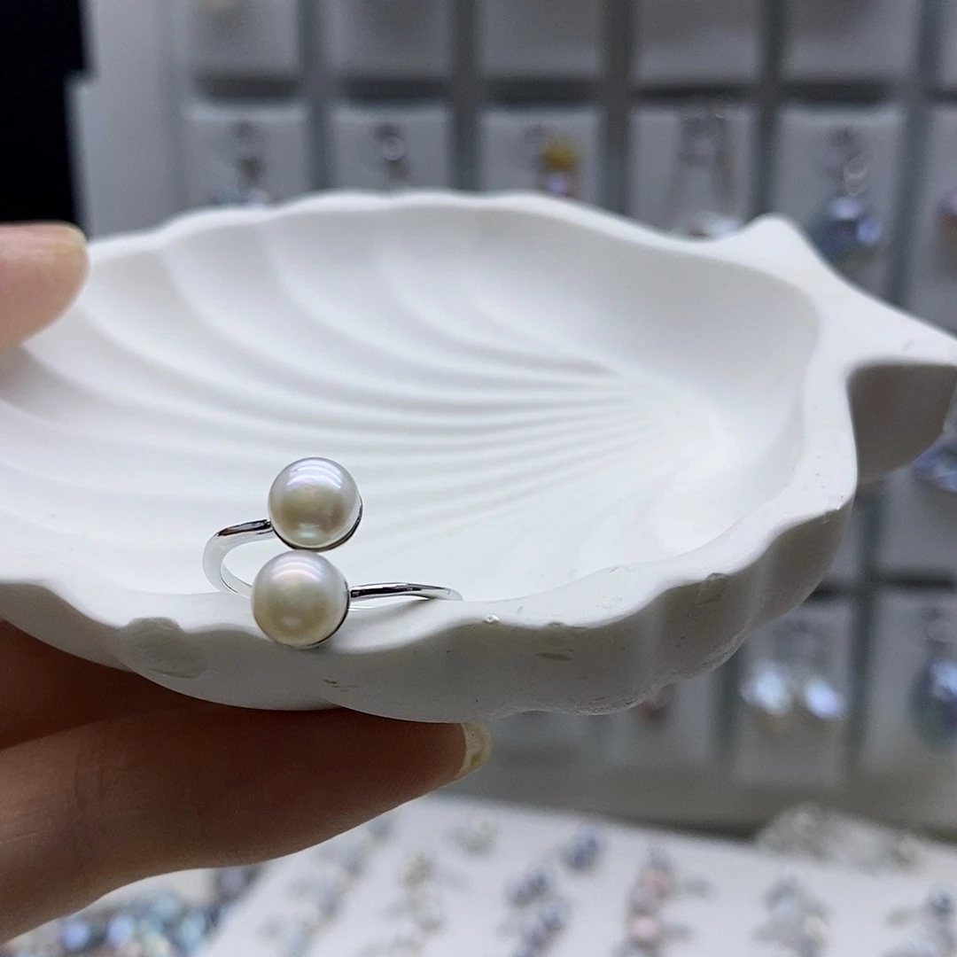 合金耳饰淡水珍珠