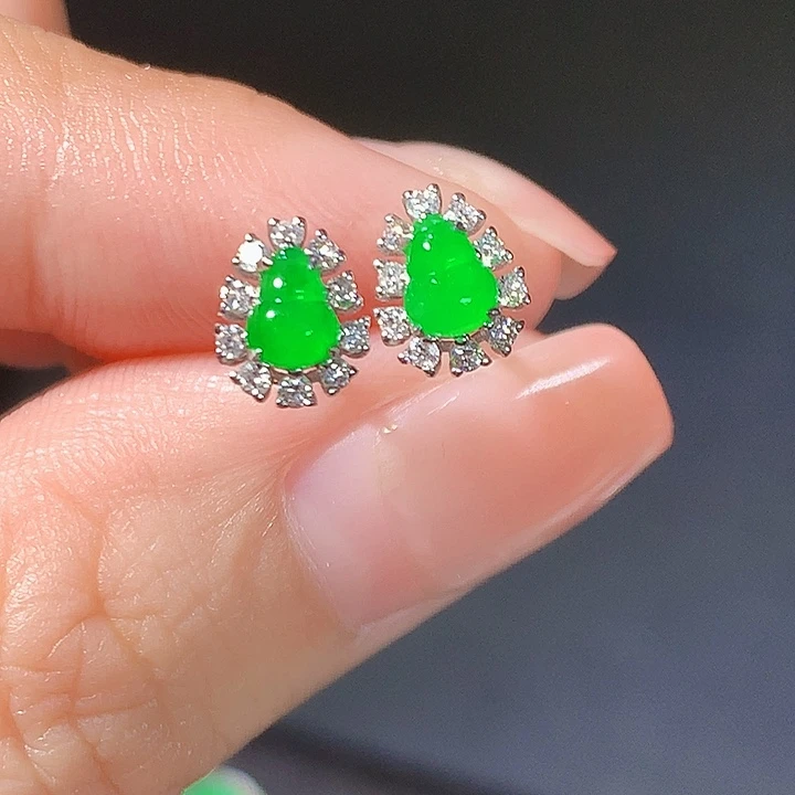 翡翠18K金镶嵌耳饰