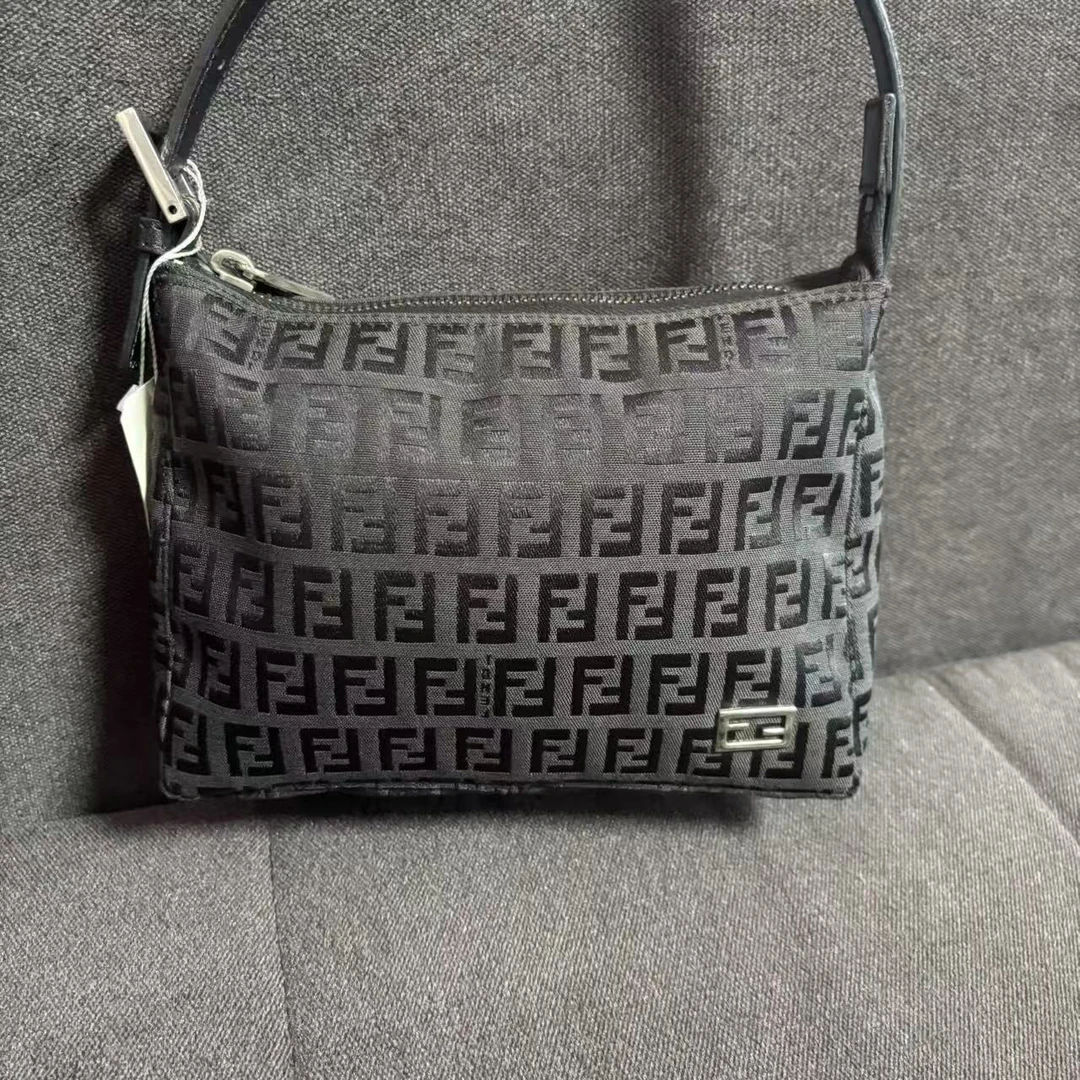 95新 FENDI/芬迪 G专属/芬迪单肩包/21029