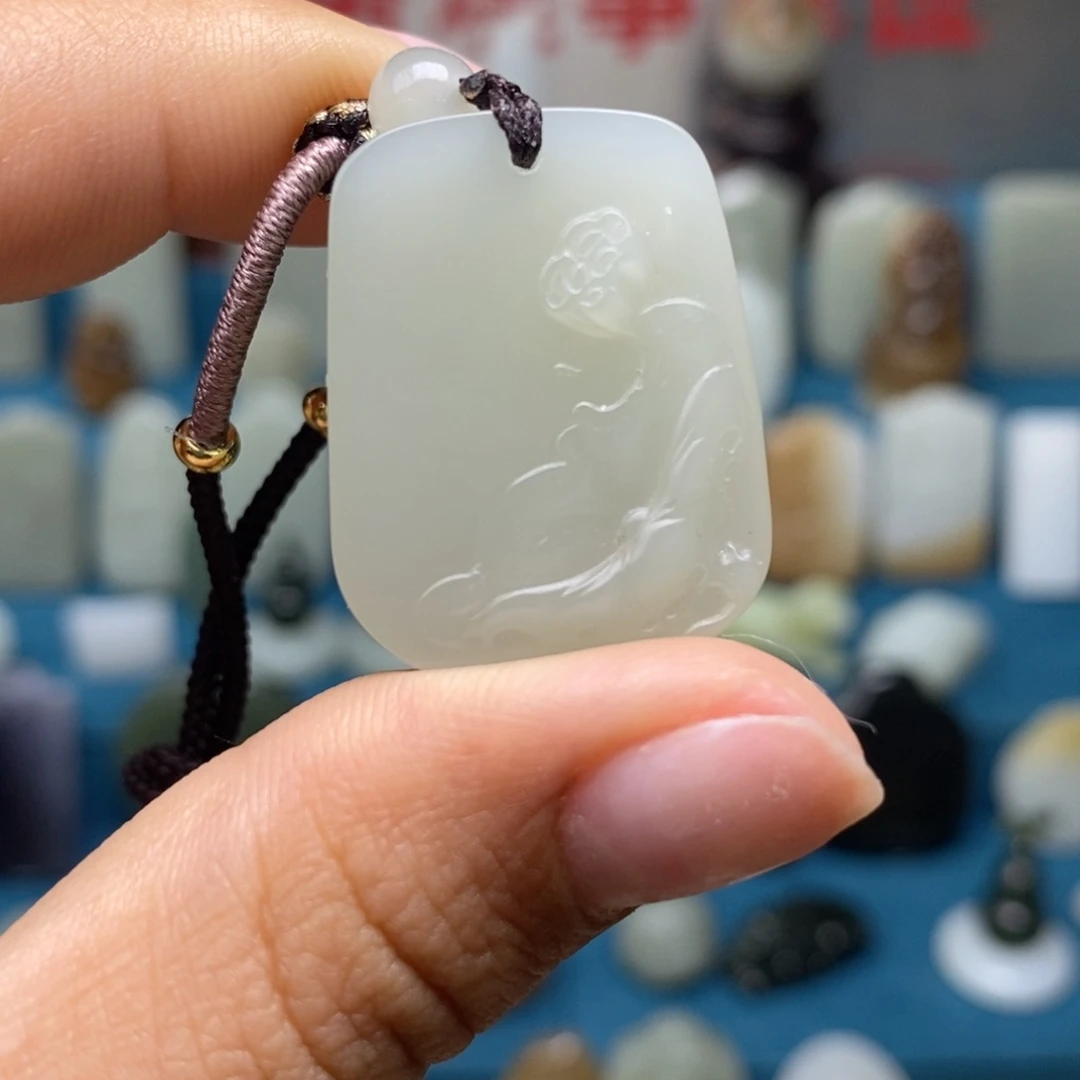 颈饰未镶嵌和田玉