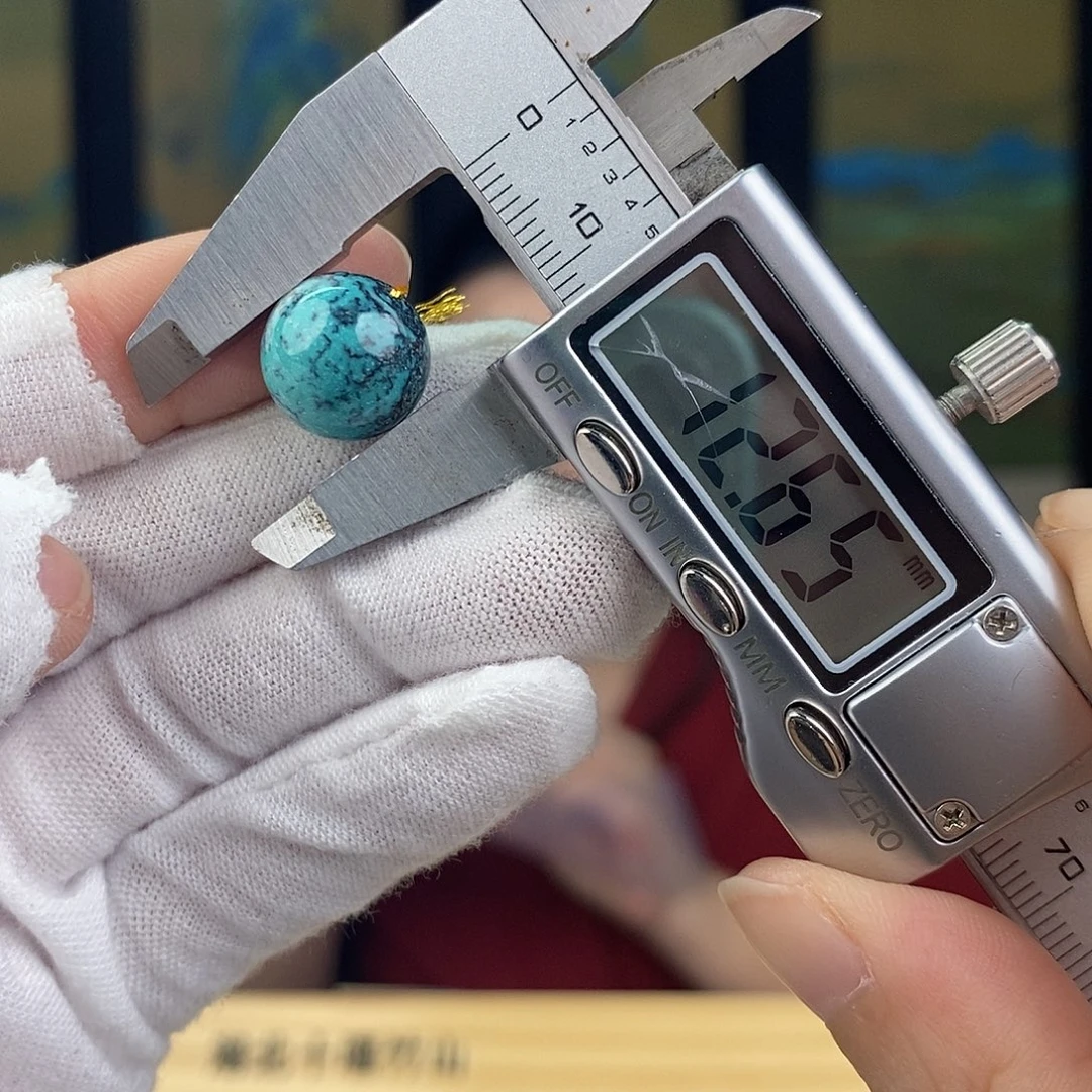 木***未镶嵌绿松石珠宝奇石