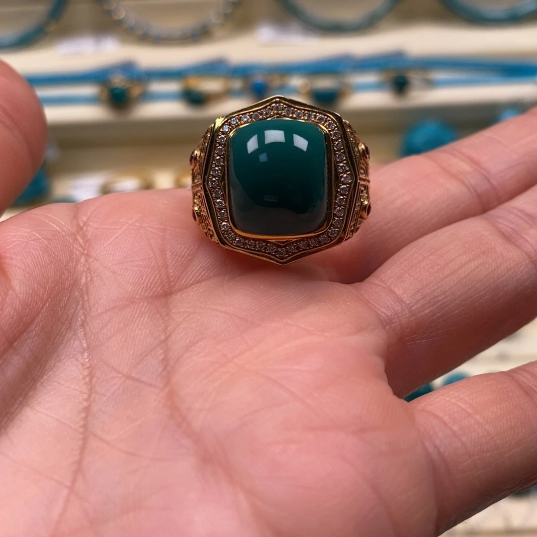 绿松石18K金镶嵌珠宝奇石圈口20.5金戒指