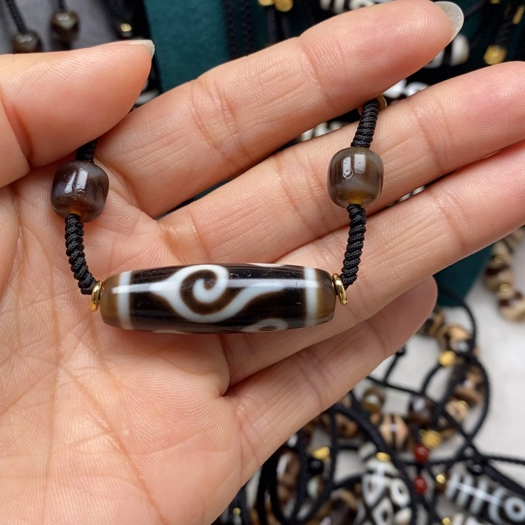 玛瑙/玉髓颈饰合金孙**x