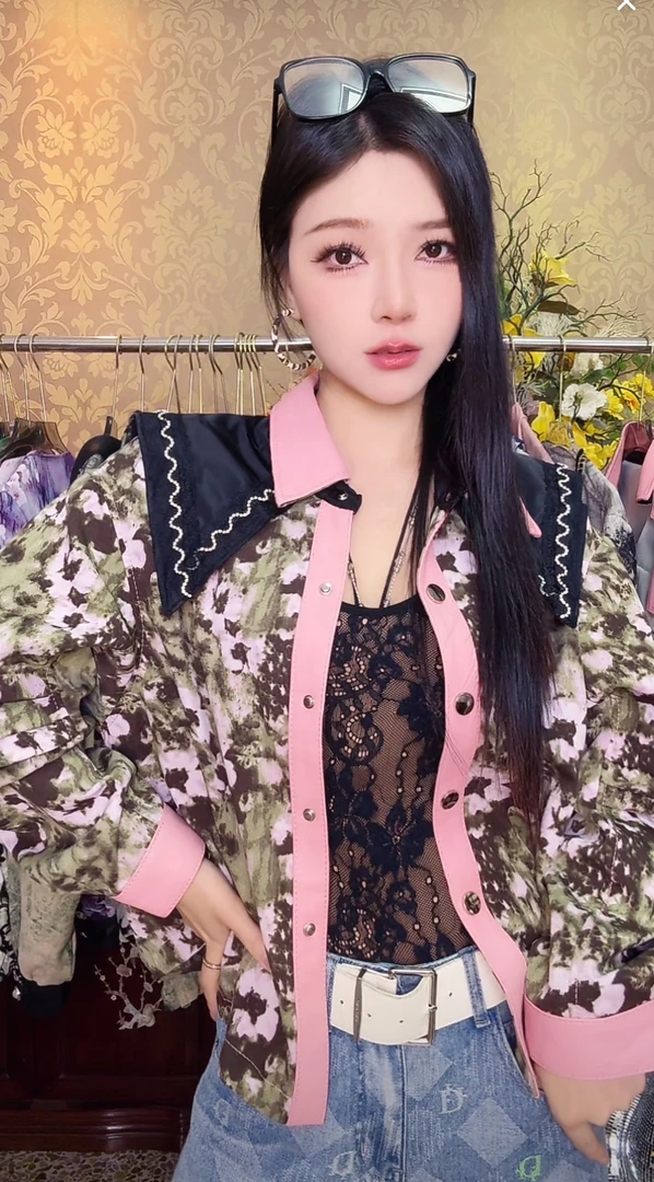 1743气质休闲百搭碎花衬衫长袖宽松大码遮肉显瘦短外套