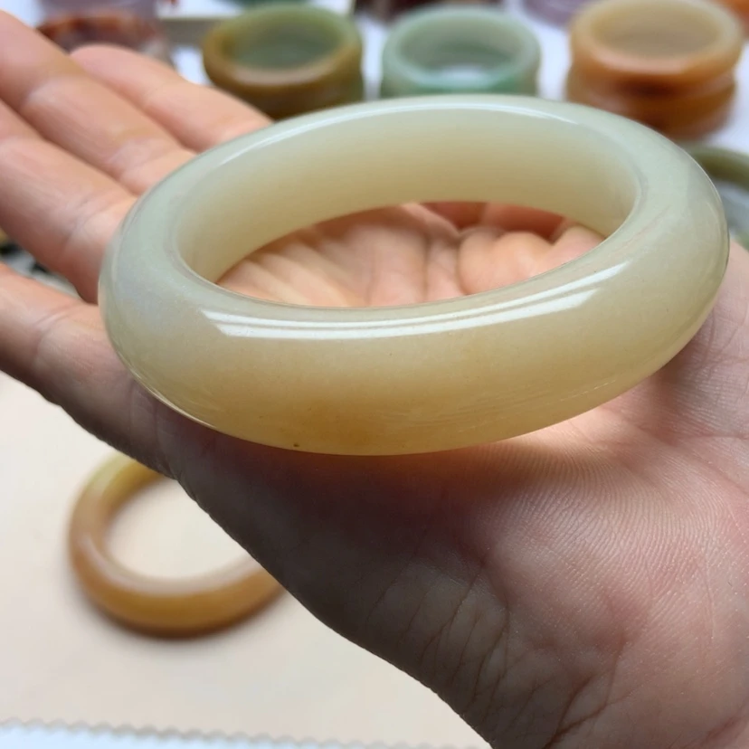 【闪购商品】未镶嵌手链石英岩玉