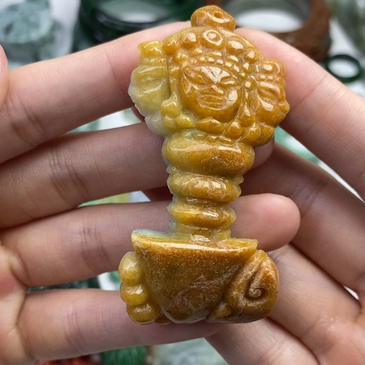 颈饰未镶嵌翡翠吊坠