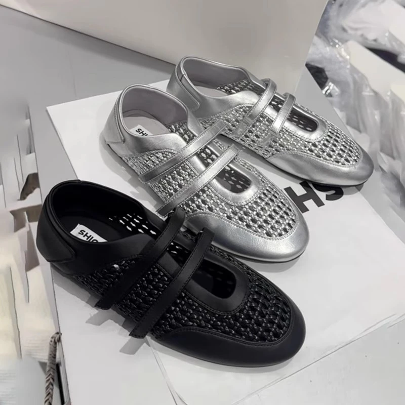 诗歌兰真皮镂空凉鞋女2025夏季新款百搭魔术贴透气玛丽珍鞋33208