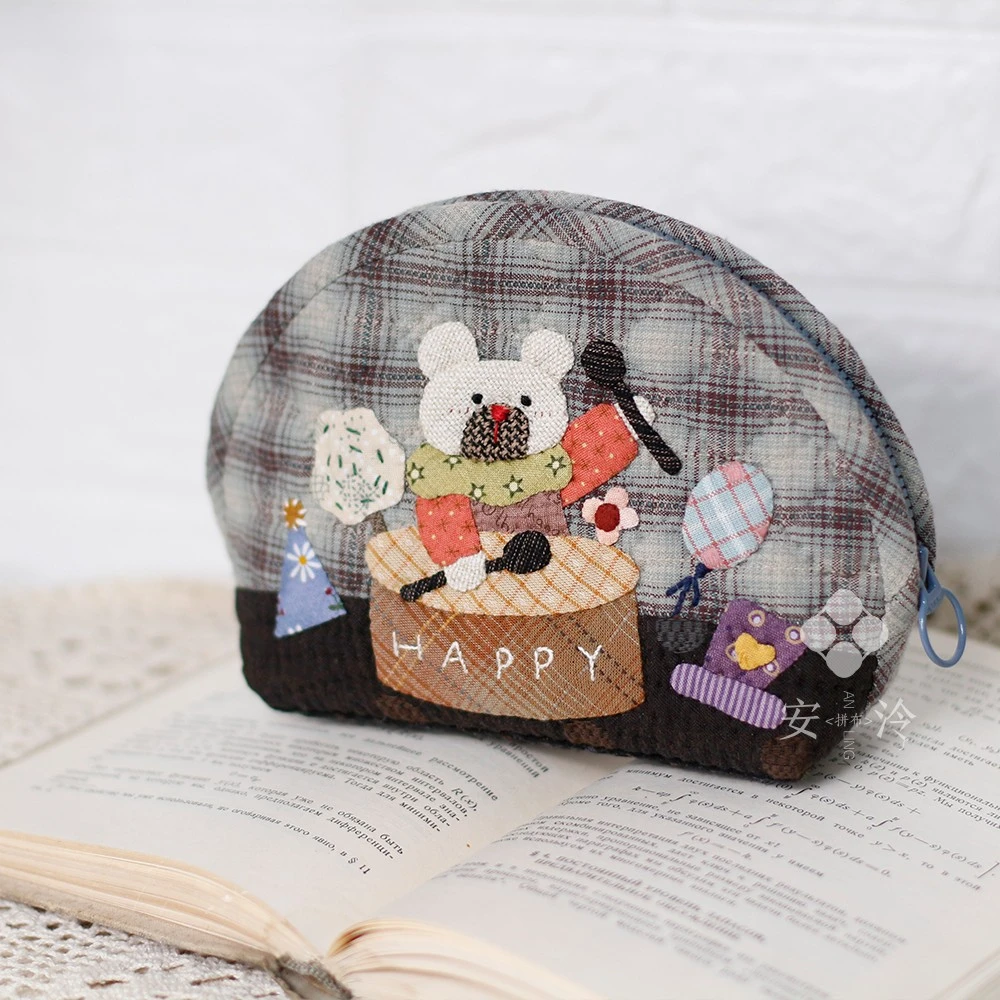 敲鼓小熊贝壳包包成品