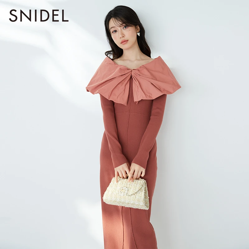 SNIDEL娃娃领针织收腰修身显瘦连衣裙SWNO234125