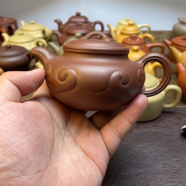 伟***茶壶紫砂全手如意仿古