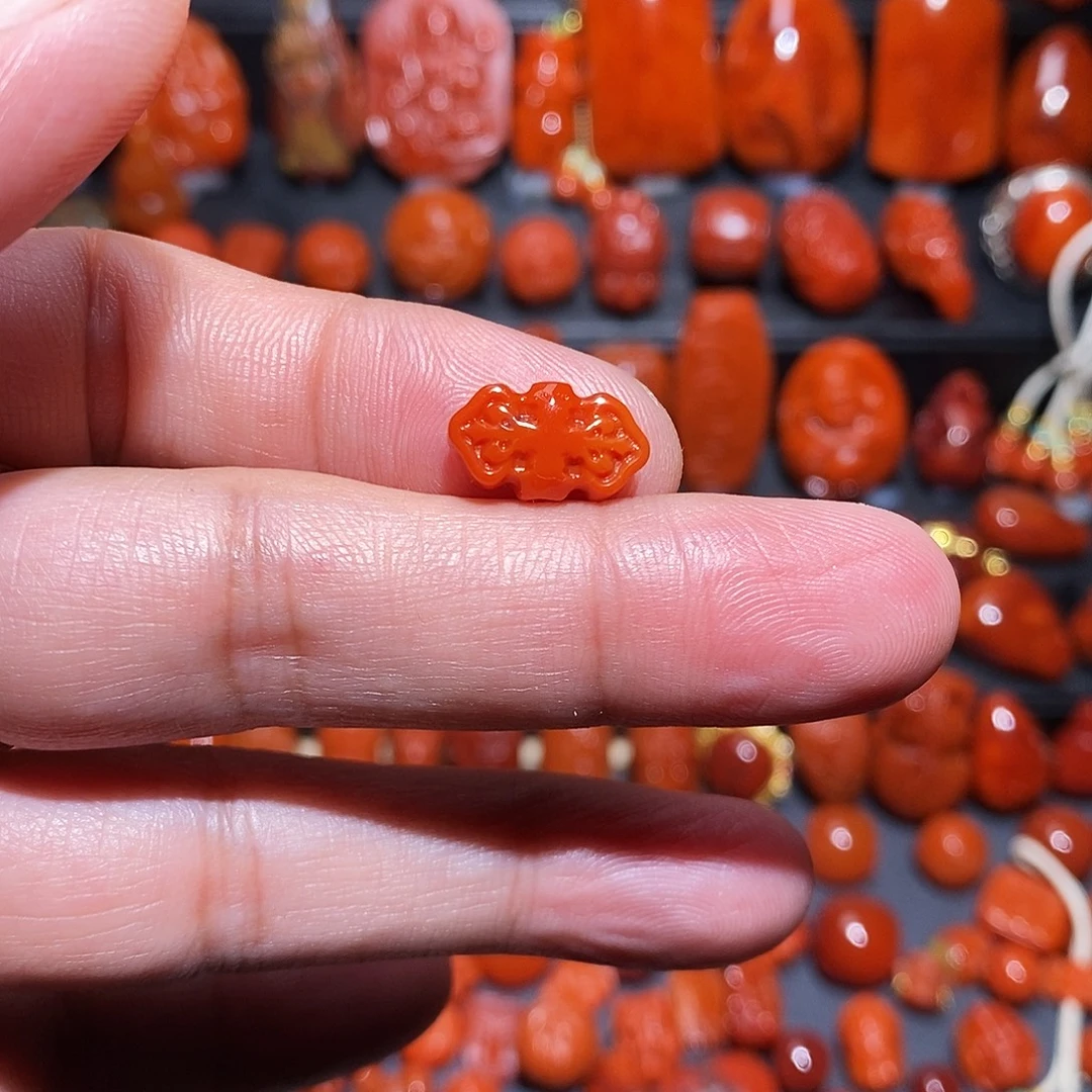 藏***拙南红玛瑙未镶嵌配饰