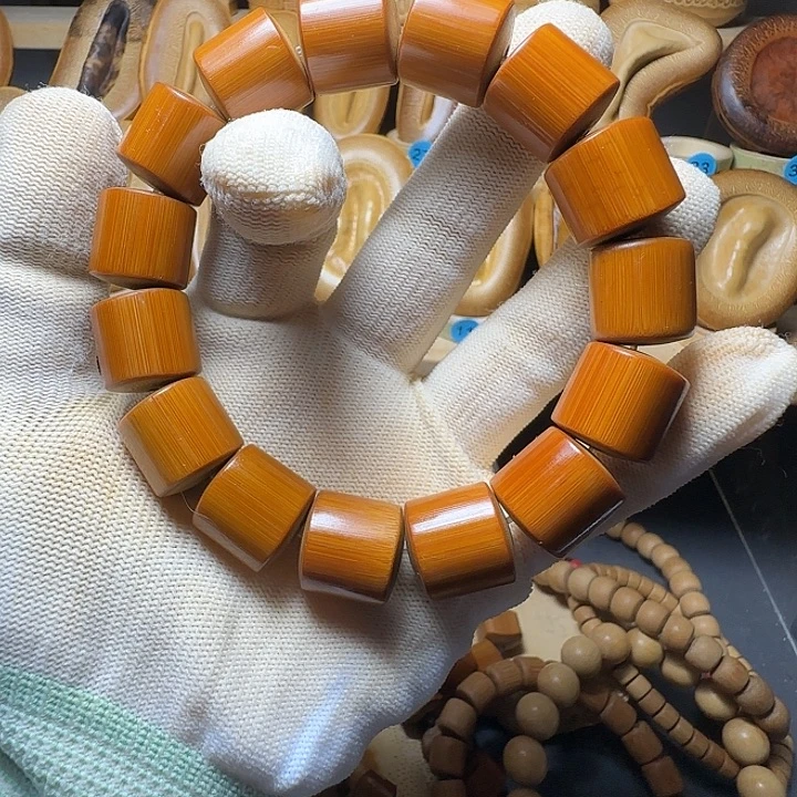 咖***粉香榧木实心玉竹手串一物一拍