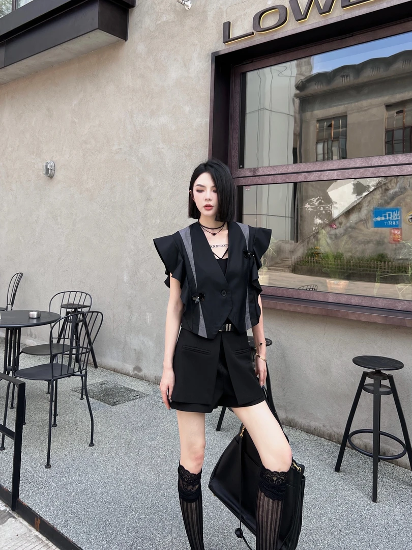 CZ【浮光花信】拼接夏季时尚厚款百搭薄款黑色马夹荷叶领马甲