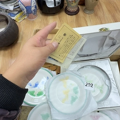 瓷片工艺品摆件瓷器摆件正能量