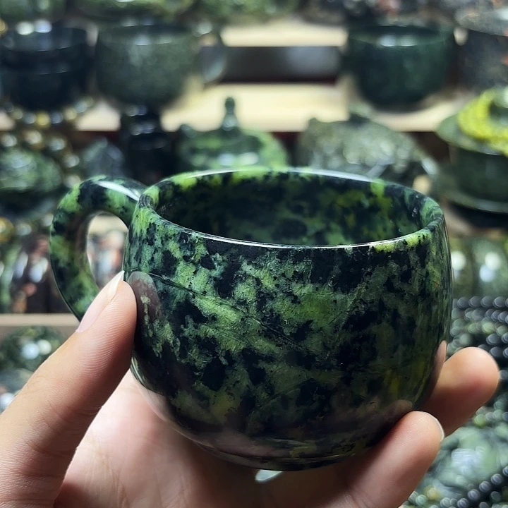 未镶嵌蛇纹石玉珠宝半成品