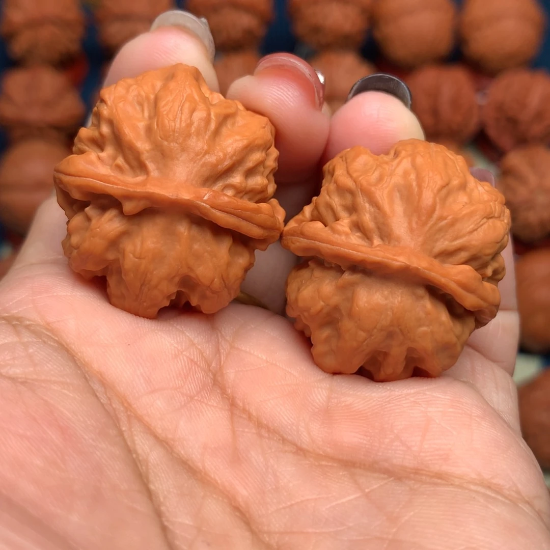 把件文玩核桃玄朱八棱