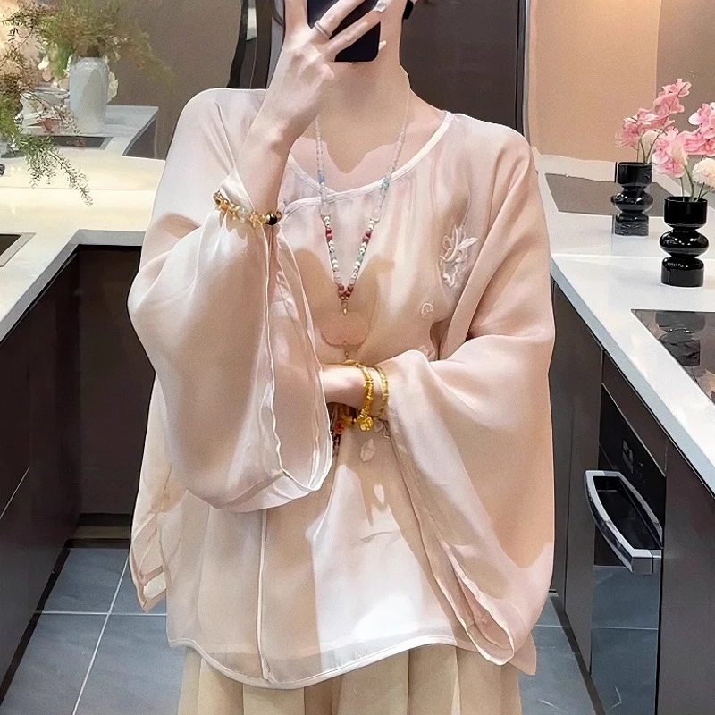 【惊鸿】2025新款新中式刺绣气质温柔上衣裤子套装两件套浅春穿搭