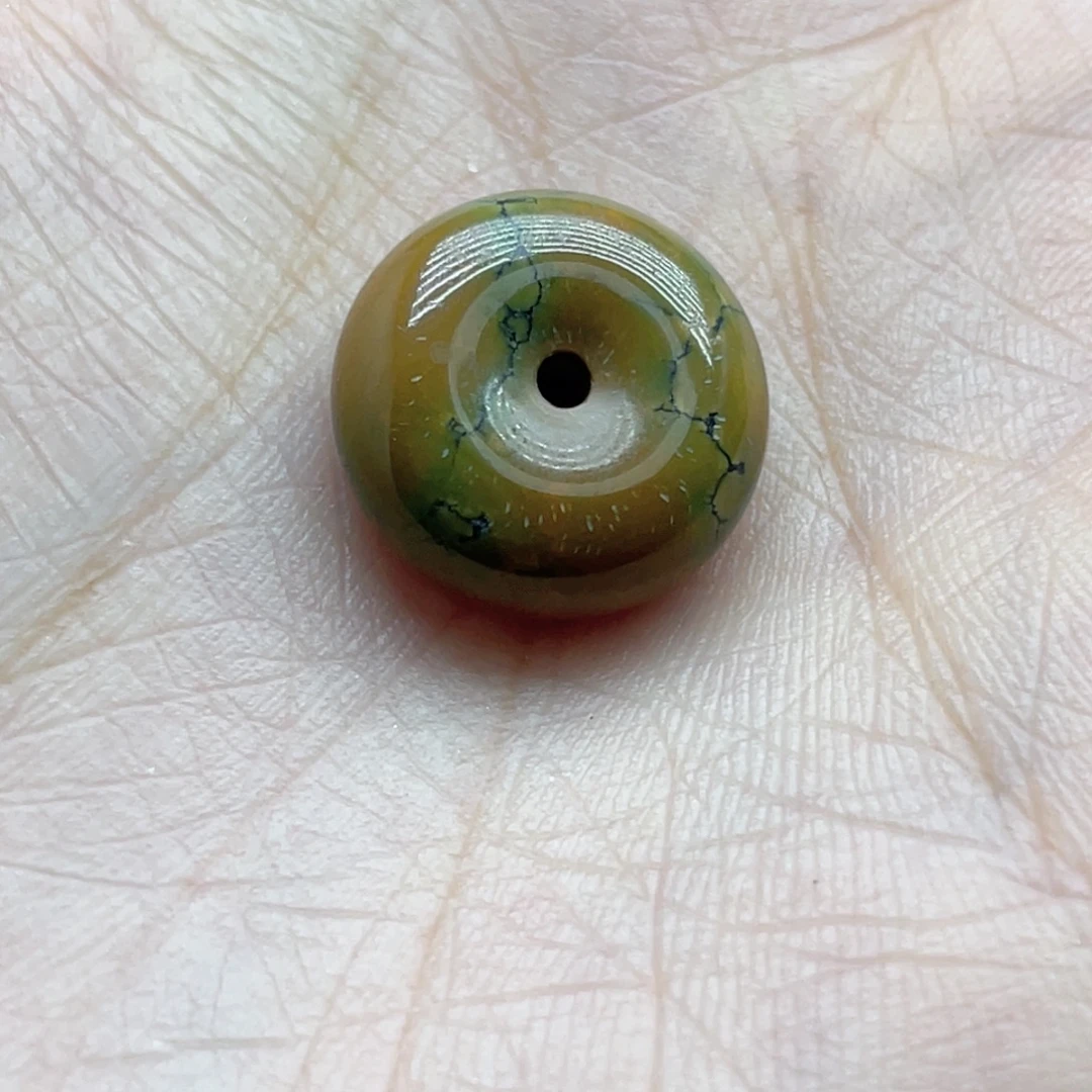 南红玛瑙未镶嵌珠宝奇石
